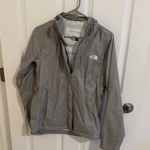 The North Face Lightweight Hooded Jacket in Light Gray
